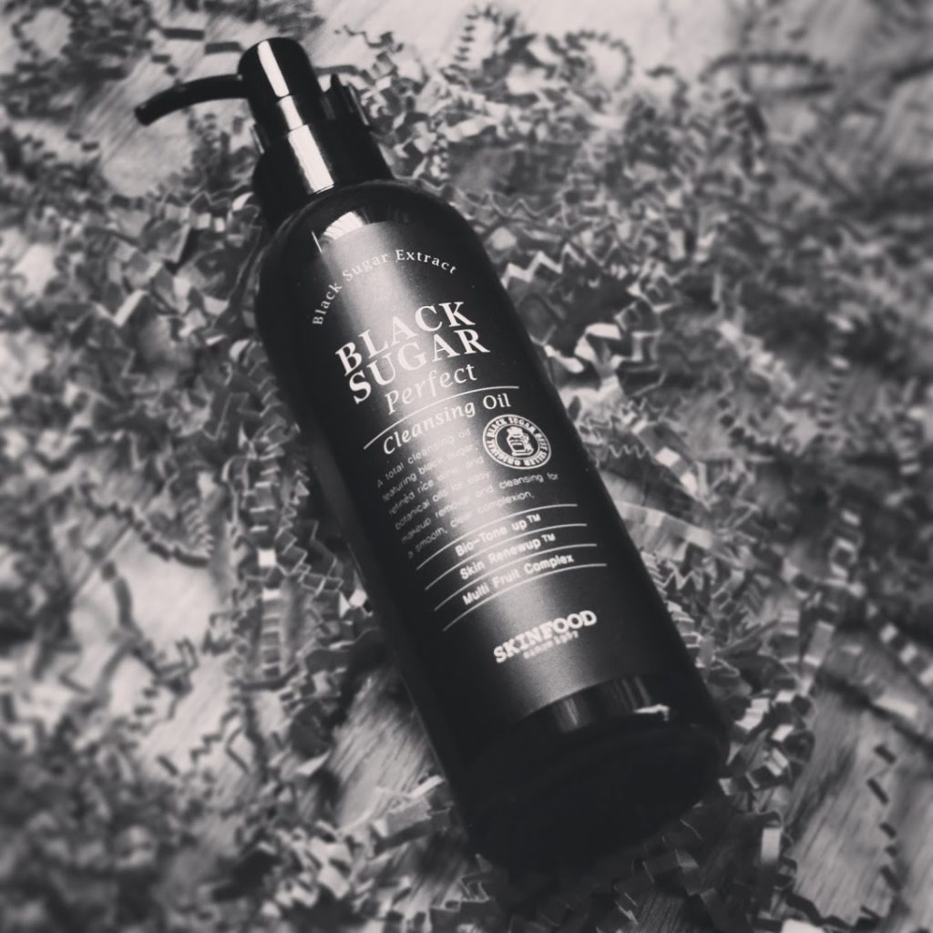 Skinfood Black Sugar Perfect Cleansing Oil Black and White